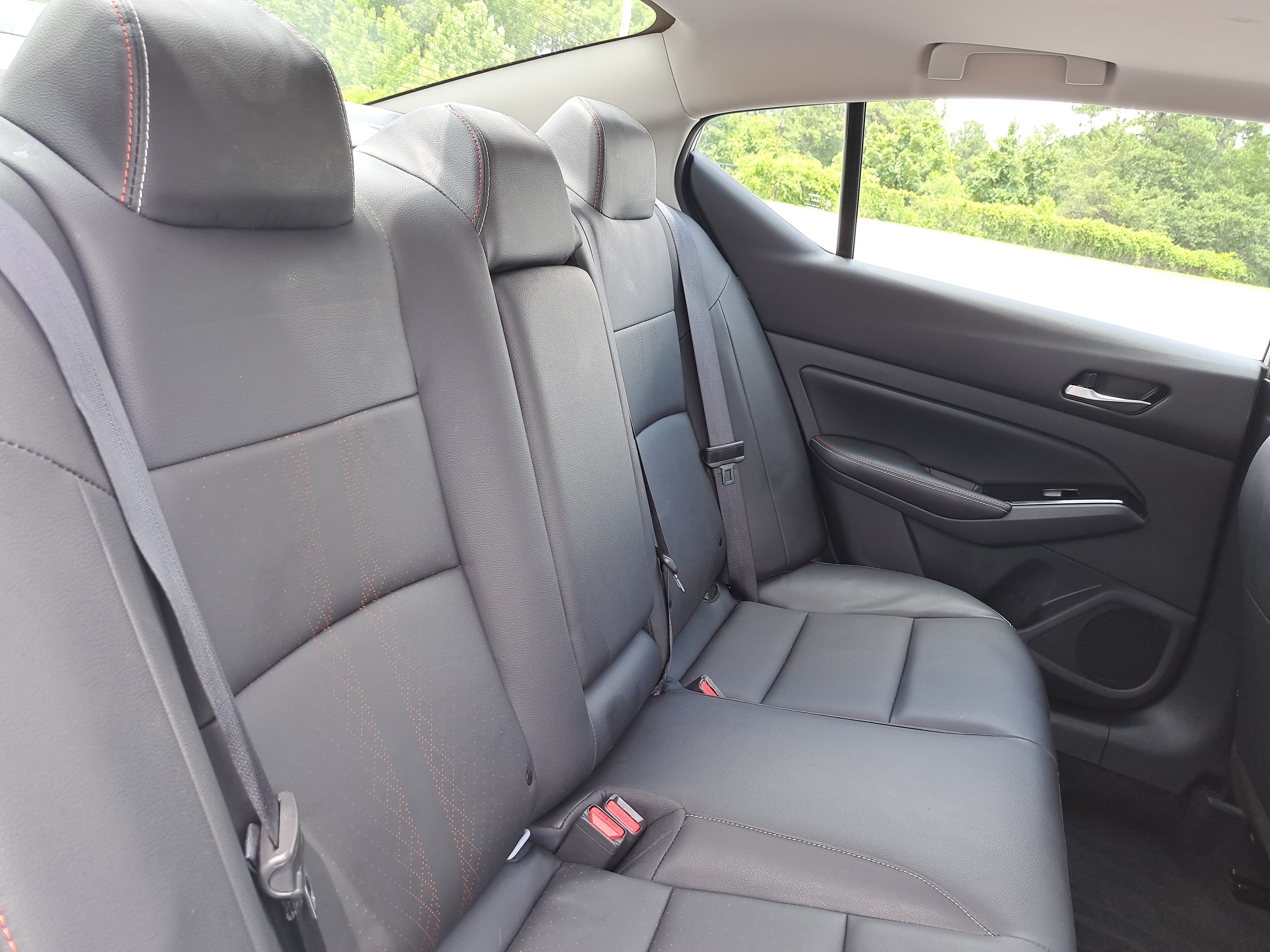 Used 2025 Nissan Altima 2.5 SR w/ SR Premium Package FWD image 12