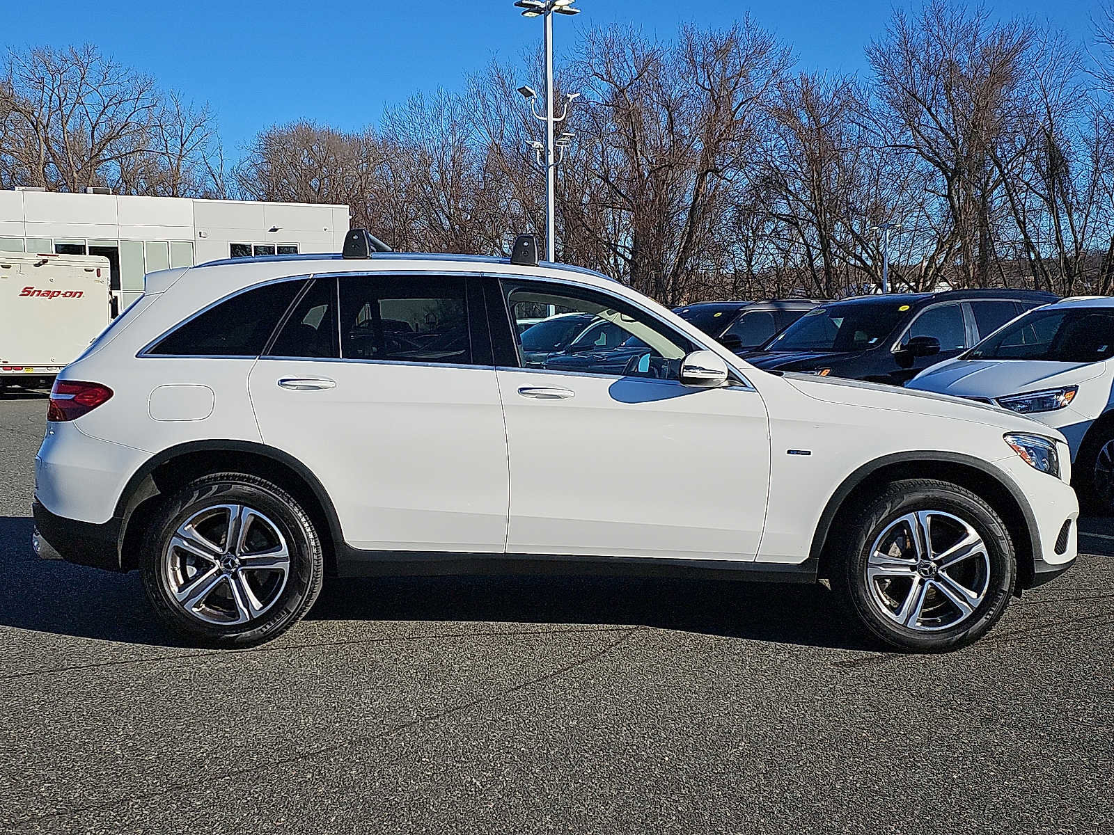 Used 2019 Mercedes-Benz GLC 350e 4MATIC image 7