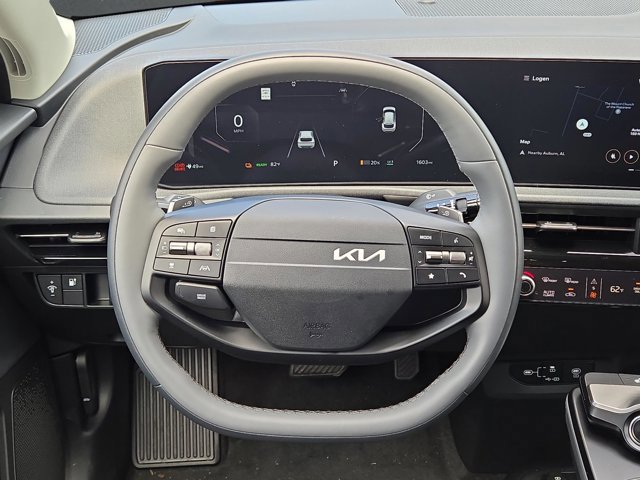 Used 2025 Kia EV6 Light w/ Light LR Technology Package image 18