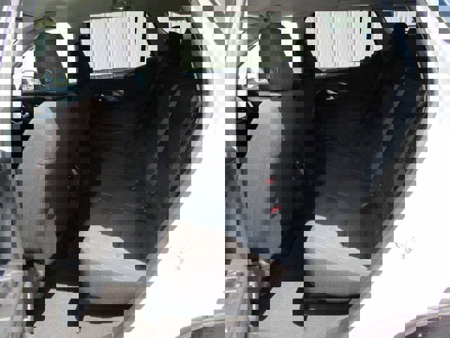 Used 2023 GMC Terrain SLE w/ Driver Convenience Package image 10