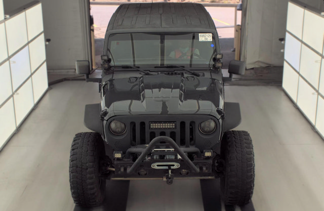 Used 2017 Jeep Wrangler Unlimited Sport AWD/4WD image 2