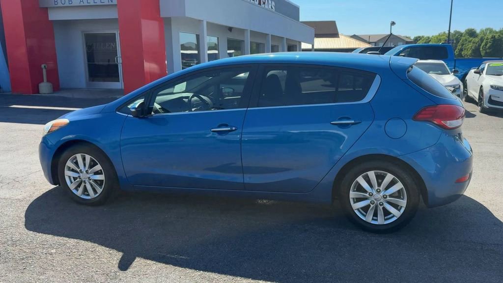 Used 2015 Kia Forte EX w/ EX Premium Package FWD image 4