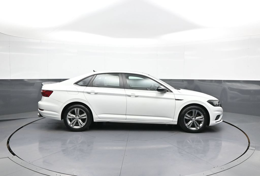 Used 2020 Volkswagen Jetta R-Line w/ R-Line Cold Weather Package FWD image 5