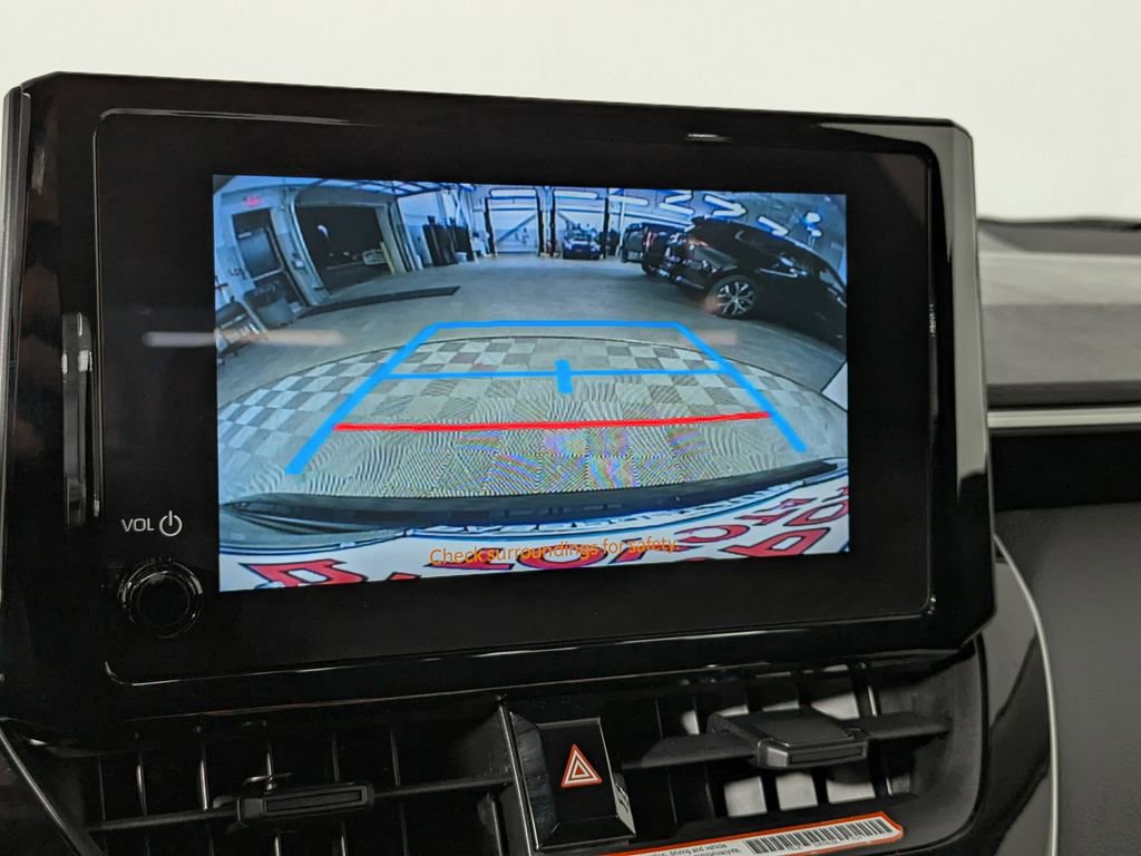 Certified 2025 Toyota Corolla LE image 32