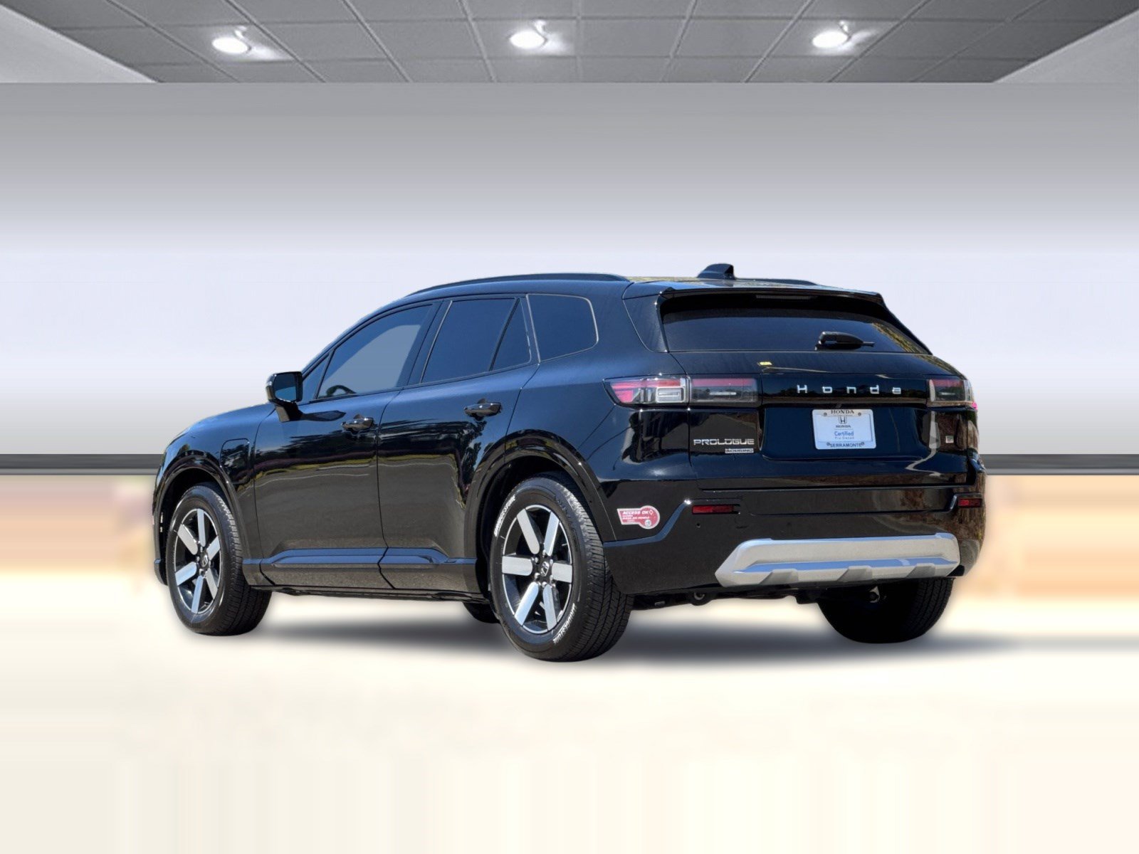 Certified 2024 Honda Prologue Touring image 3