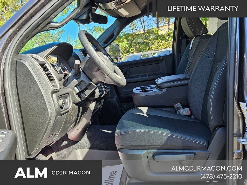New 2026 RAM 2500 Warlock AWD/4WD image 6