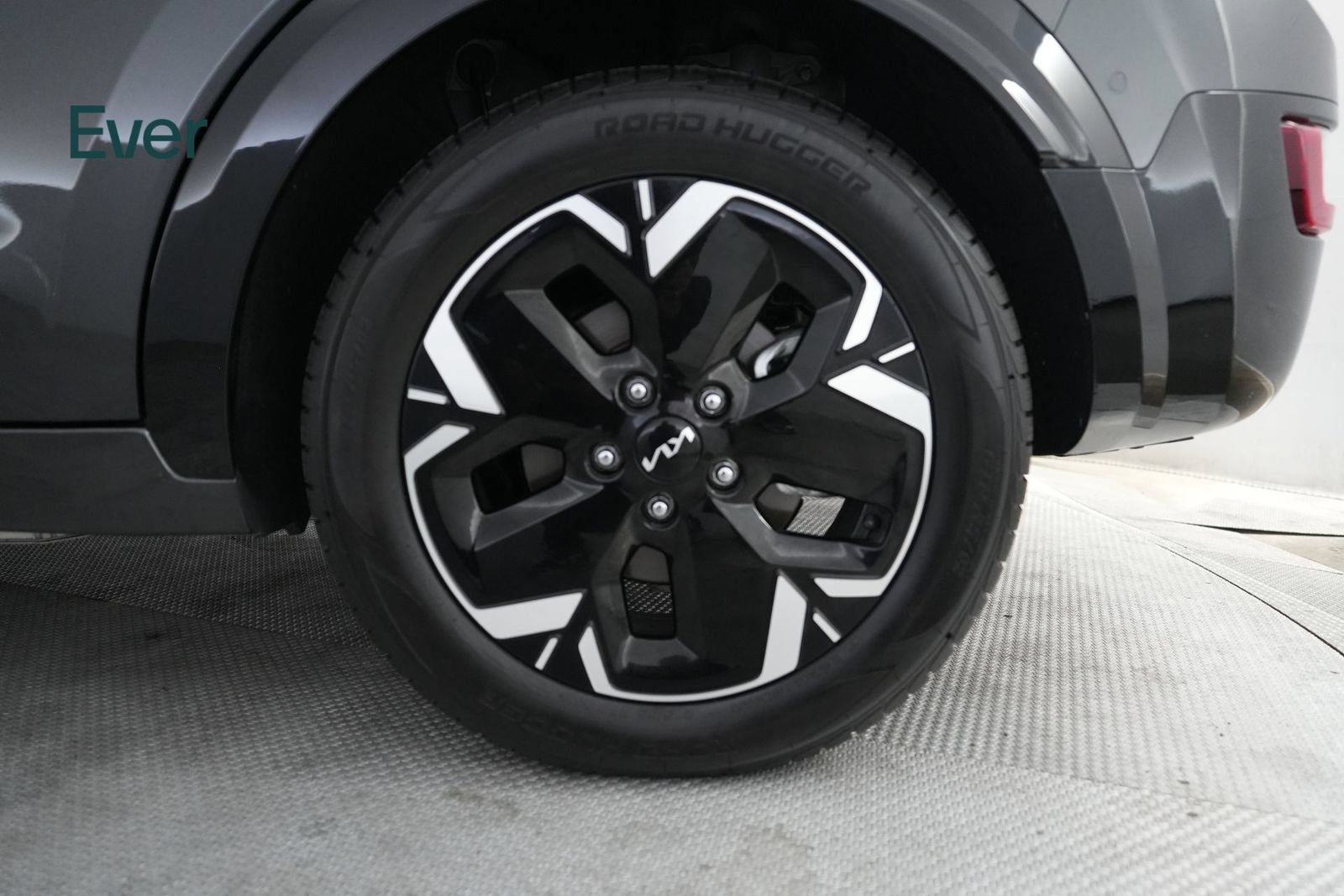 Used 2023 Kia Niro Wave FWD image 9
