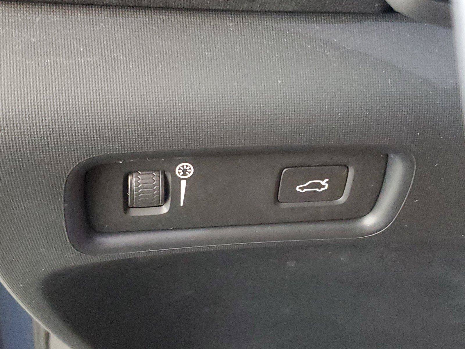 Used 2021 Polestar Polestar 2 w/ Performance Package AWD/4WD image 30