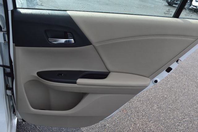 Used 2016 Honda Accord EX-L image 42