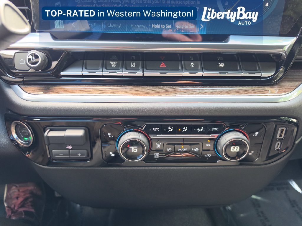 Used 2025 Chevrolet Silverado 3500 LT w/ Convenience Package AWD/4WD image 16