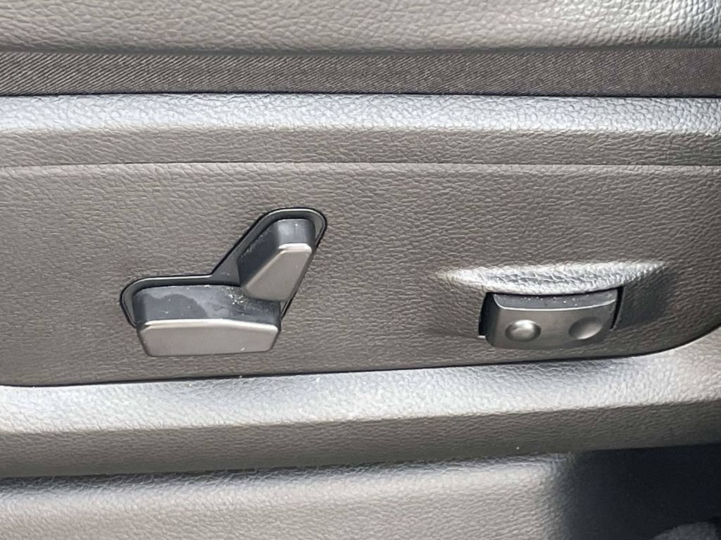 Used 2026 RAM 3500 Laramie w/ Max Tow Package AWD/4WD image 14