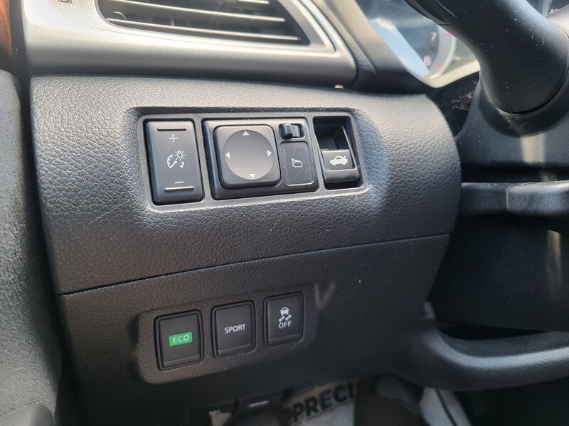 Used 2013 Nissan Sentra SL FWD image 24