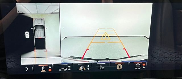 Used 2024 GMC Sierra 3500 AT4 w/ AT4 Premium Plus Package image 32