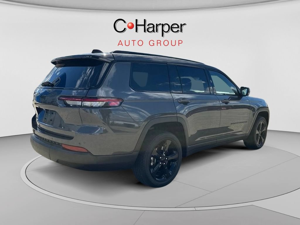 Used 2023 Jeep Grand Cherokee L Laredo AWD/4WD image 3