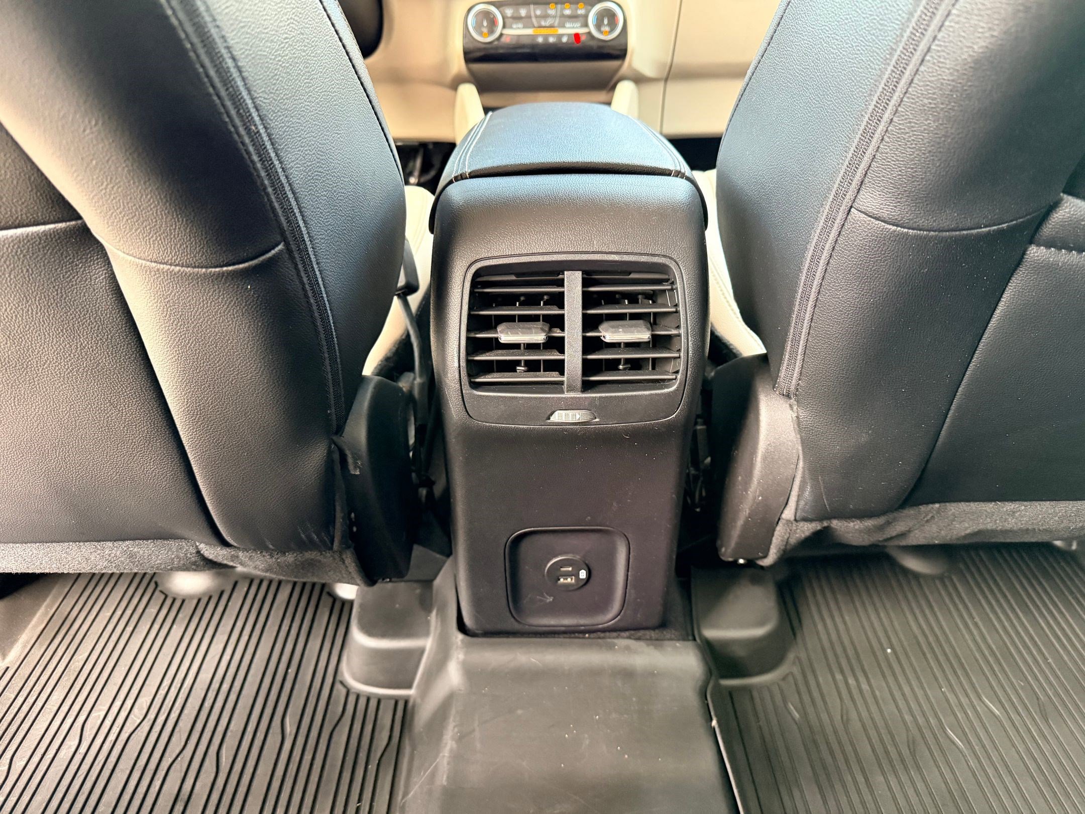 Used 2022 Ford Escape SEL w/ Technology Package image 21