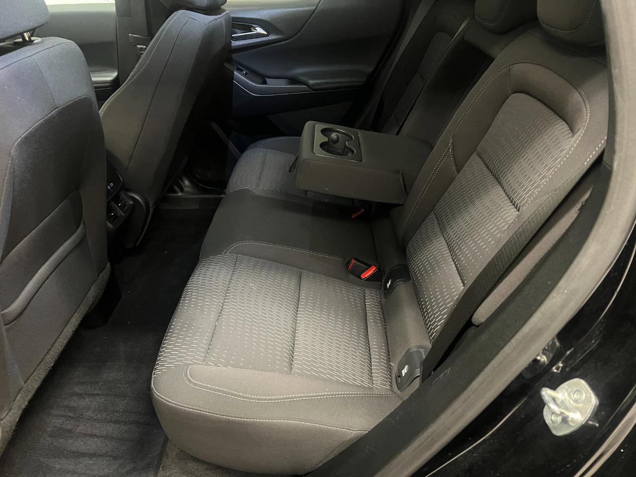 Used 2025 Chevrolet Equinox LT FWD image 28