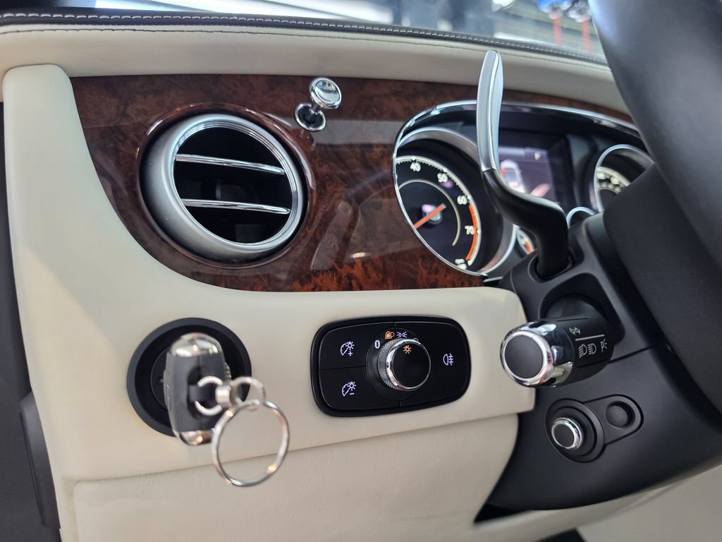 Used 2018 Bentley Continental GT AWD/4WD image 30