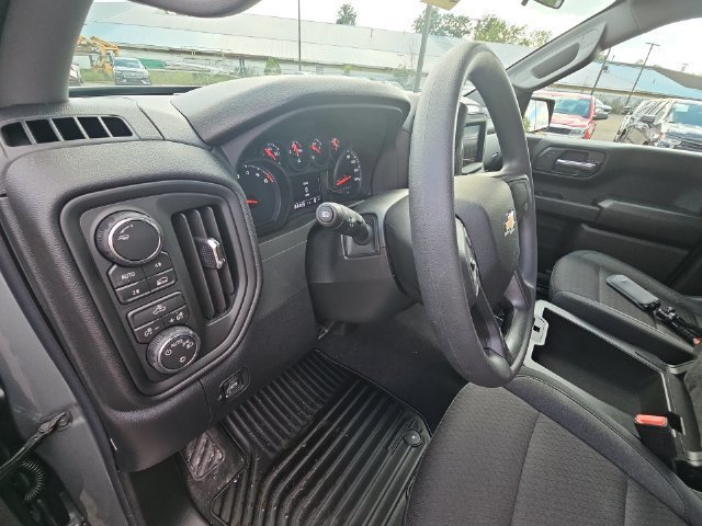 New 2026 Chevrolet Silverado 1500 Custom w/ Turbomax Blackout Package AWD/4WD image 12