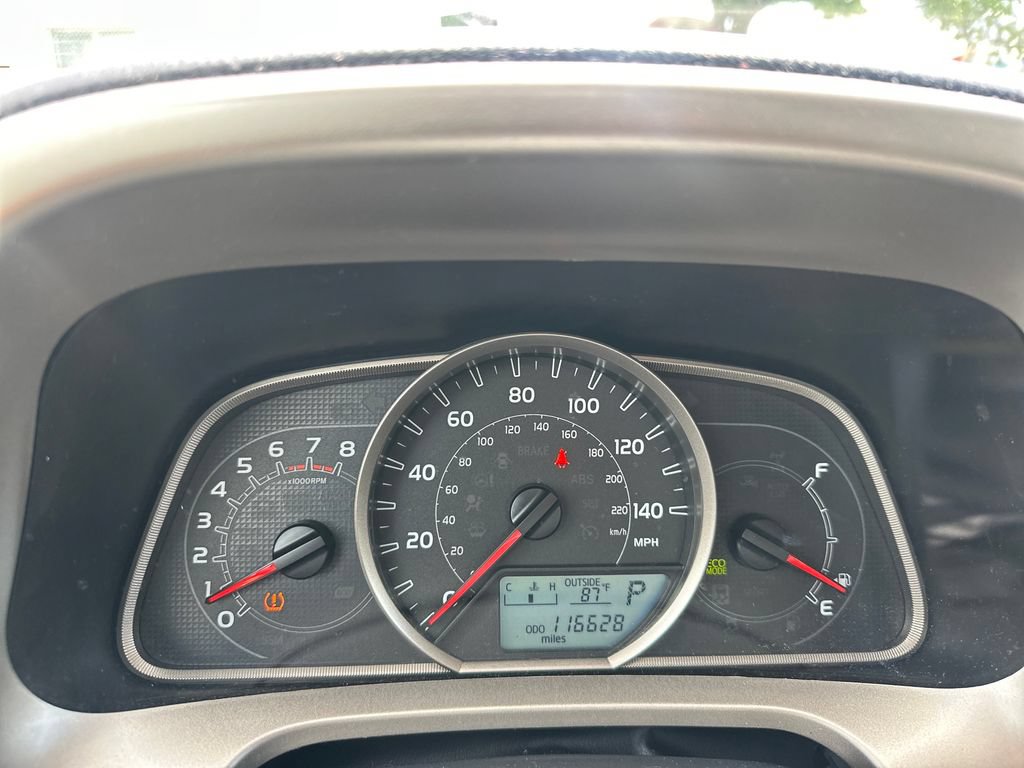 Used 2014 Toyota RAV4 XLE FWD image 10