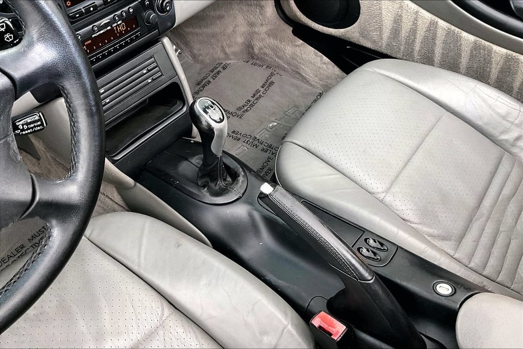 Used 2000 Porsche Boxster RWD image 18