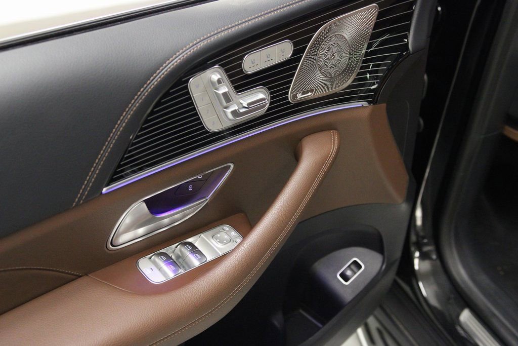 Certified 2024 Mercedes-Benz GLS 580 4MATIC image 23