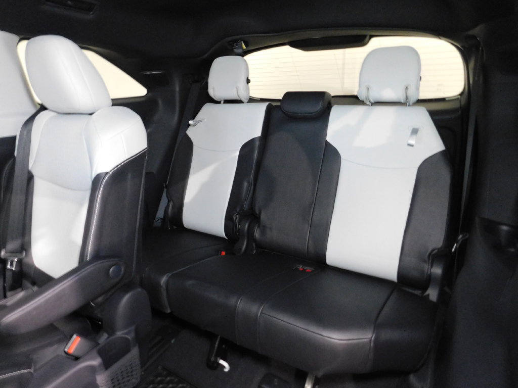 Used 2026 Toyota Sienna XSE AWD/4WD image 53
