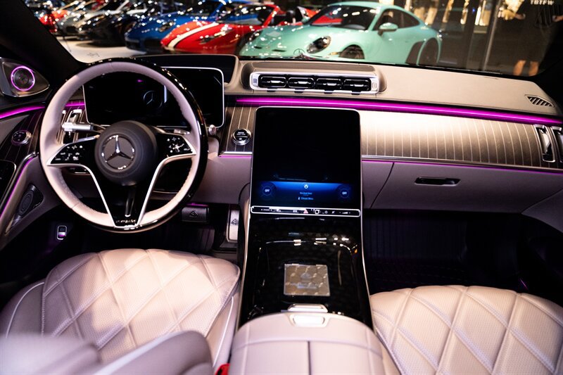 Used 2025 Mercedes-Benz Maybach S 680 4MATIC image 13
