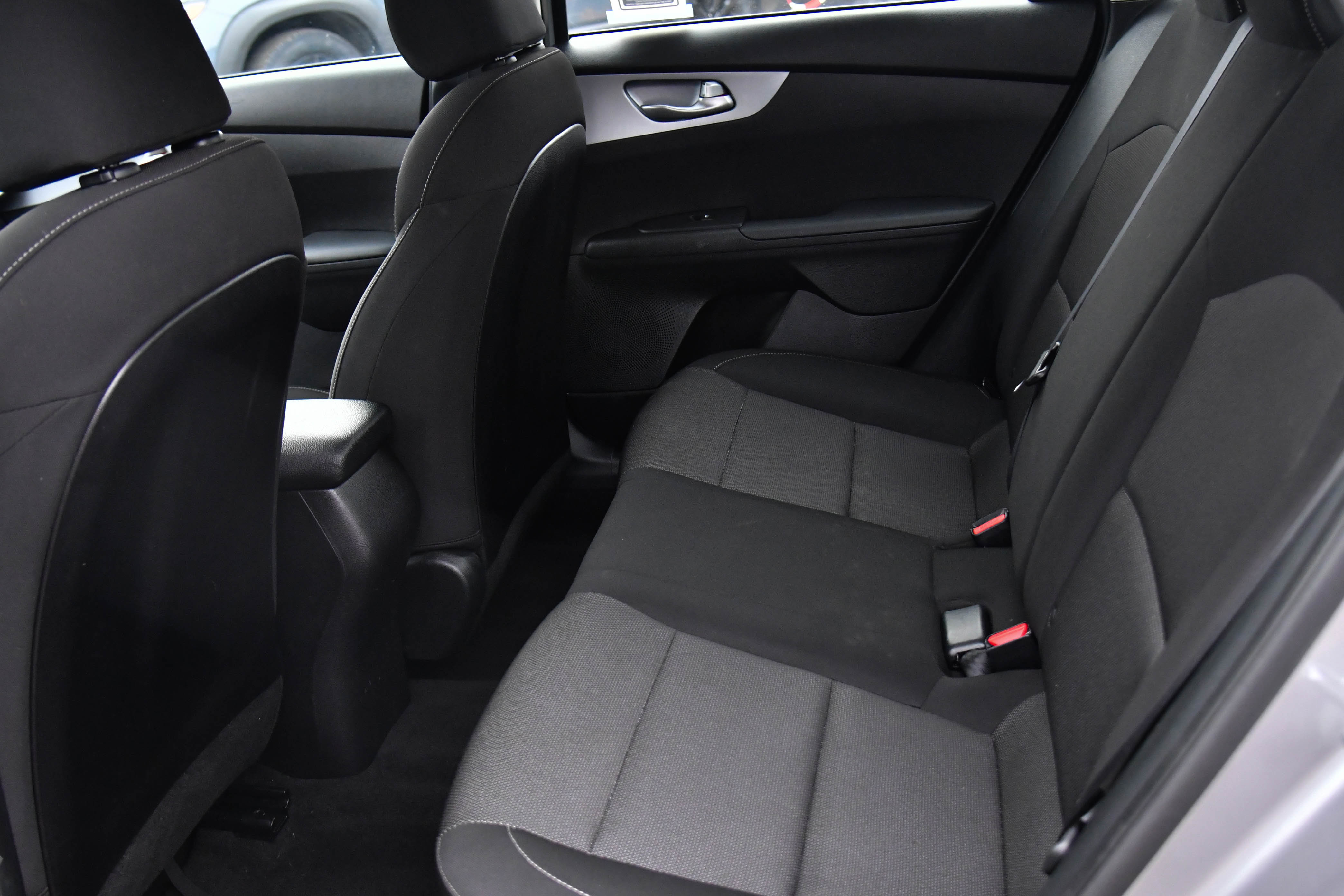 Used 2023 Kia Forte LXS image 29