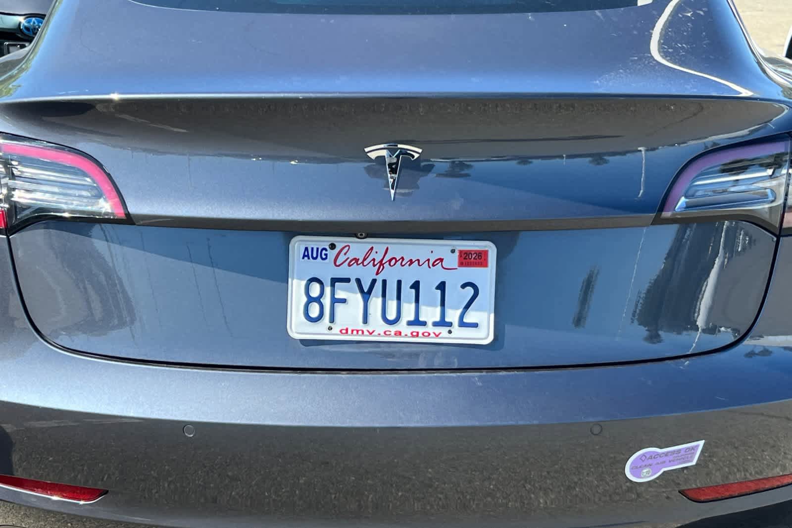 Used 2018 Tesla Model 3 Long Range RWD image 19