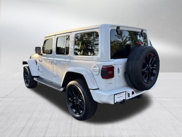 Used 2021 Jeep Wrangler Unlimited Sahara AWD/4WD image 8