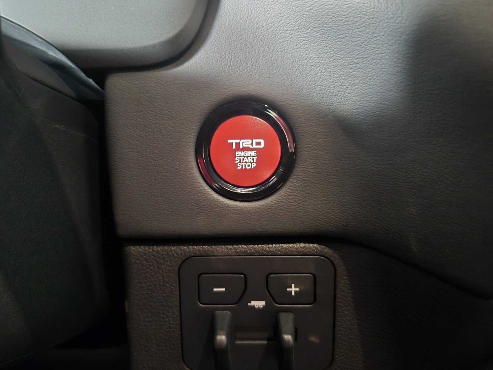 New 2026 Toyota Tundra Platinum AWD/4WD image 24