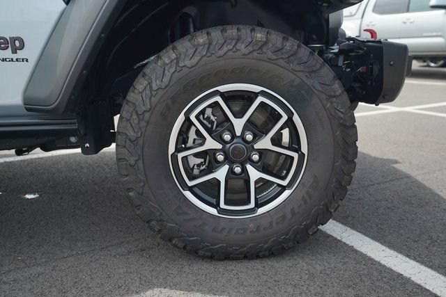 New 2024 Jeep Wrangler Unlimited Rubicon w/ Capability Package AWD/4WD image 39