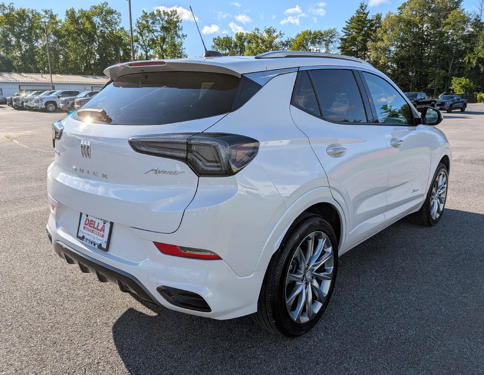 Certified 2024 Buick Encore GX Avenir w/ Avenir Convenience Package AWD/4WD image 9