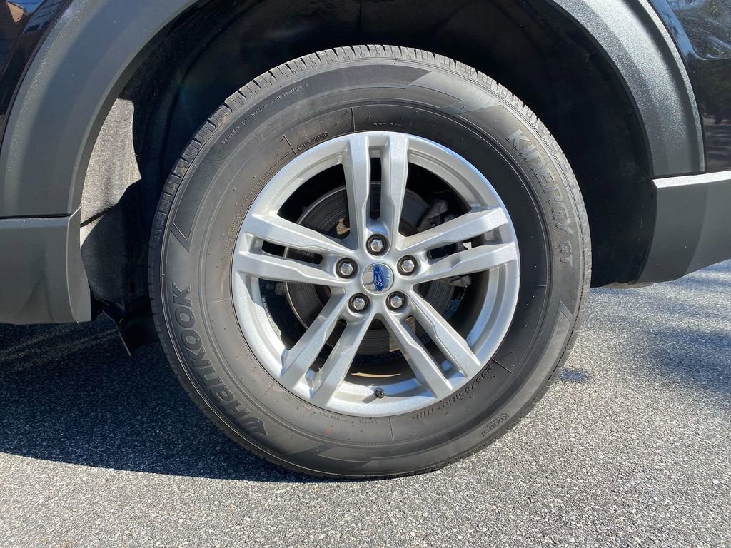 Used 2022 Ford Explorer XLT image 31