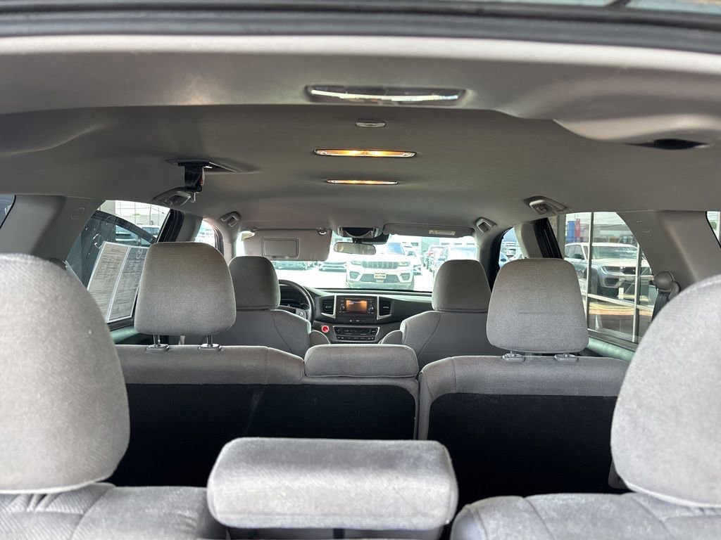 Used 2019 Honda Pilot LX image 16