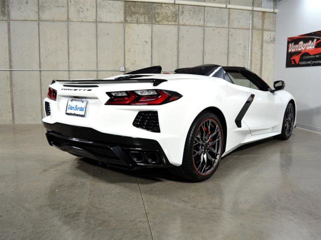 New 2026 Chevrolet Corvette Convertible, 2LT, RWD w/ Stealth Interior Trim Package image 9