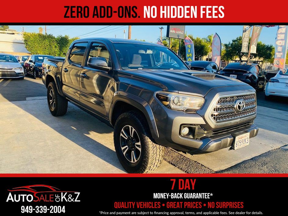 Used 2016 Toyota Tacoma TRD Sport w/ Towing Package RWD image 10