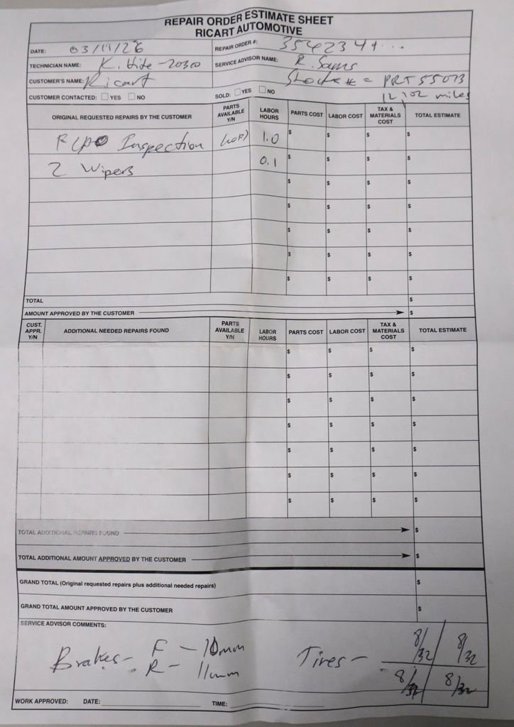 Used 2025 Jeep Wrangler Unlimited Sahara image 4