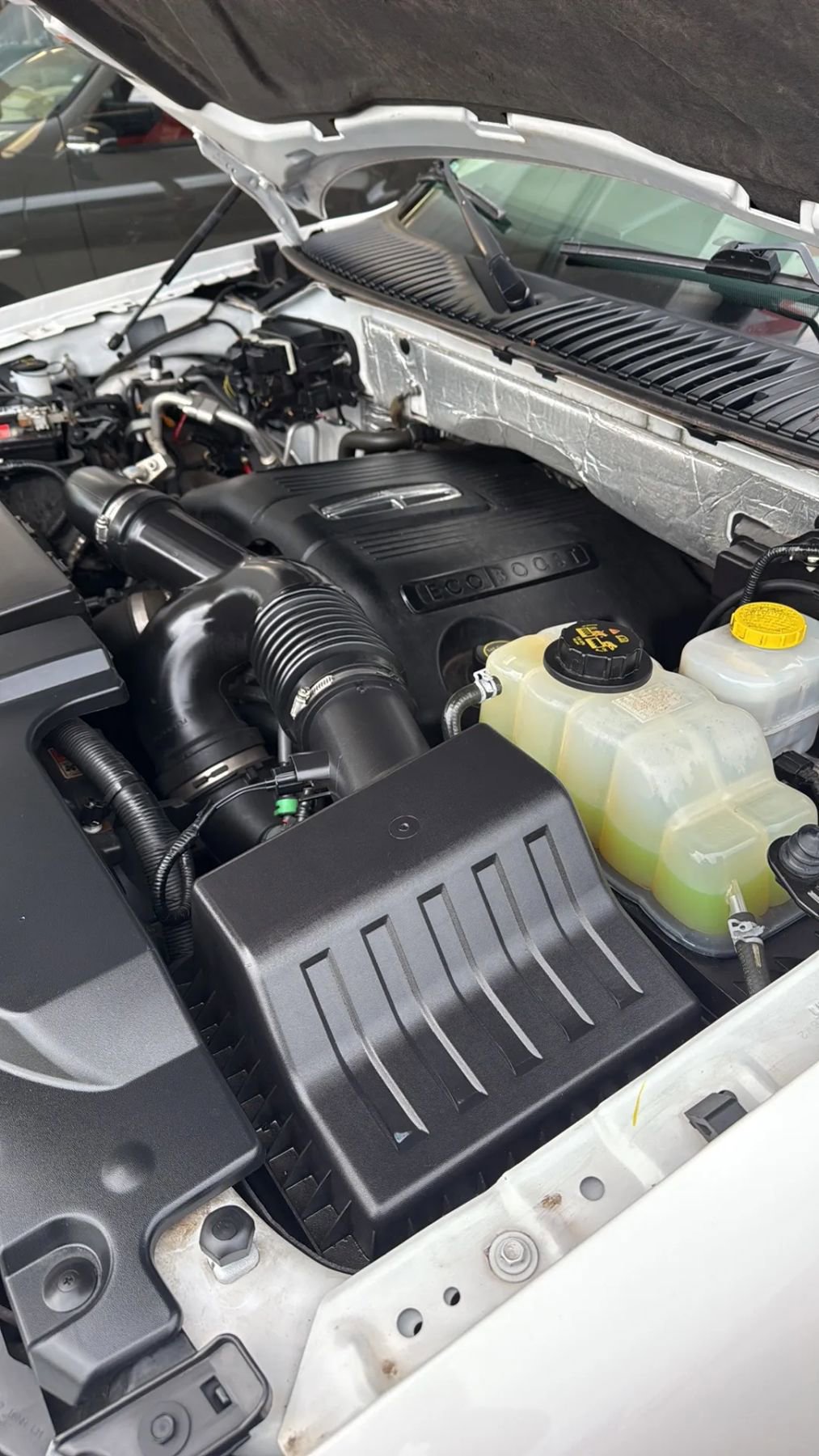 Used 2016 Lincoln Navigator Select image 15