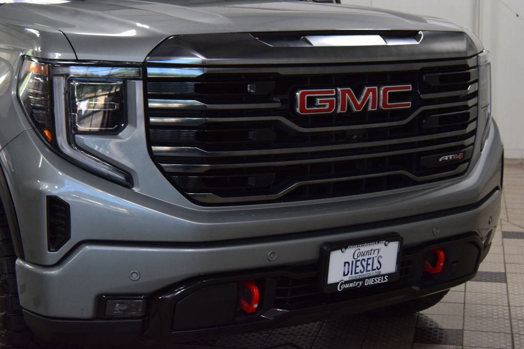 Used 2023 GMC Sierra 1500 AT4 w/ Technology Package AWD/4WD image 12