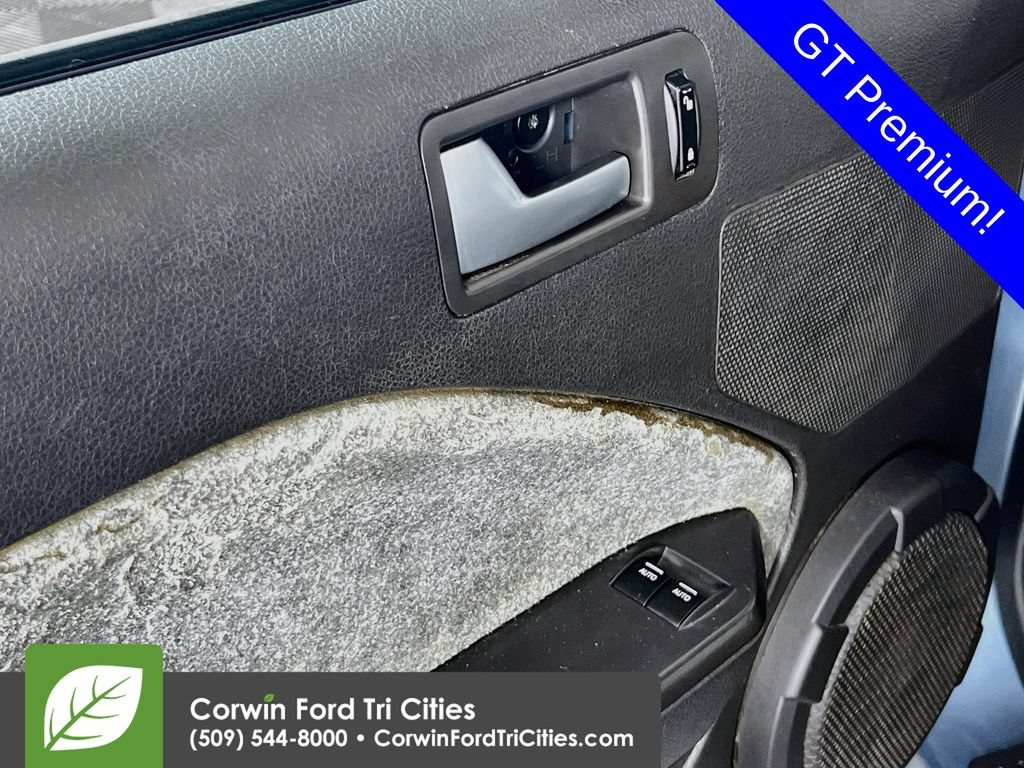 Used 2006 Ford Mustang GT Premium RWD image 12
