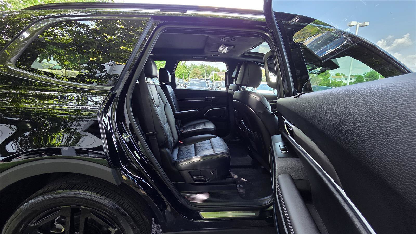 Certified 2024 Kia Telluride SX Prestige X-Line AWD/4WD image 40