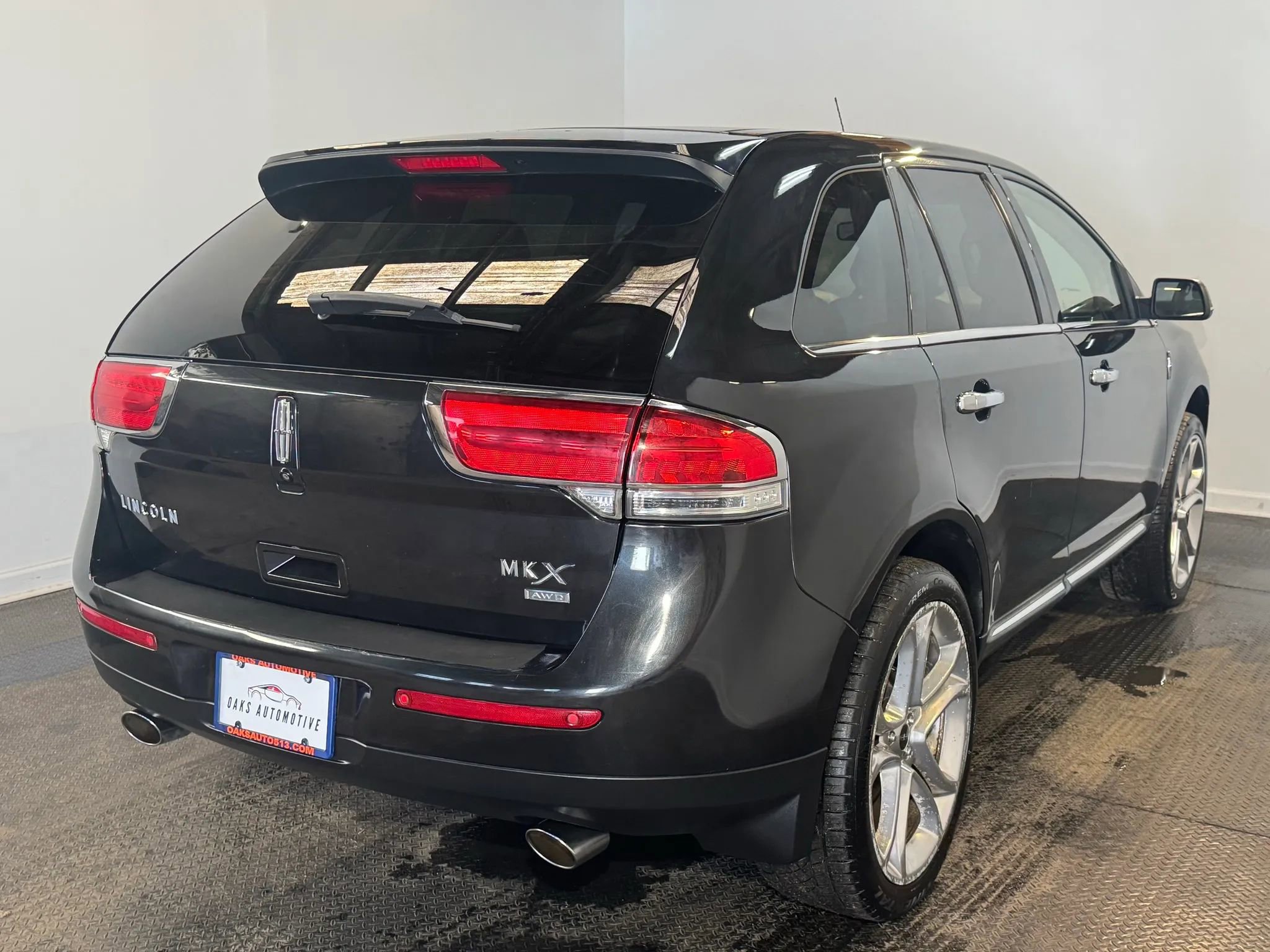 Used 2013 Lincoln MKX AWD image 6