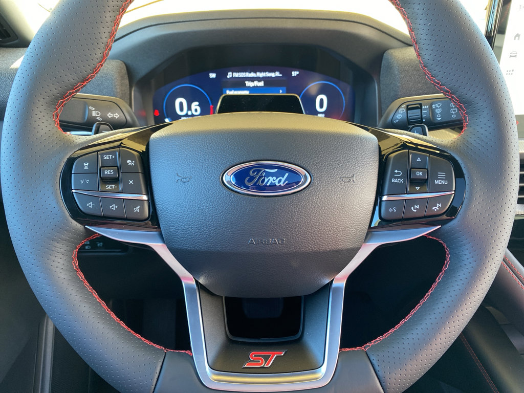 New 2026 Ford Explorer ST image 9