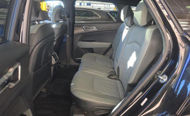 Used 2023 Kia Sportage X-Line w/ X-Line Premium Package image 9