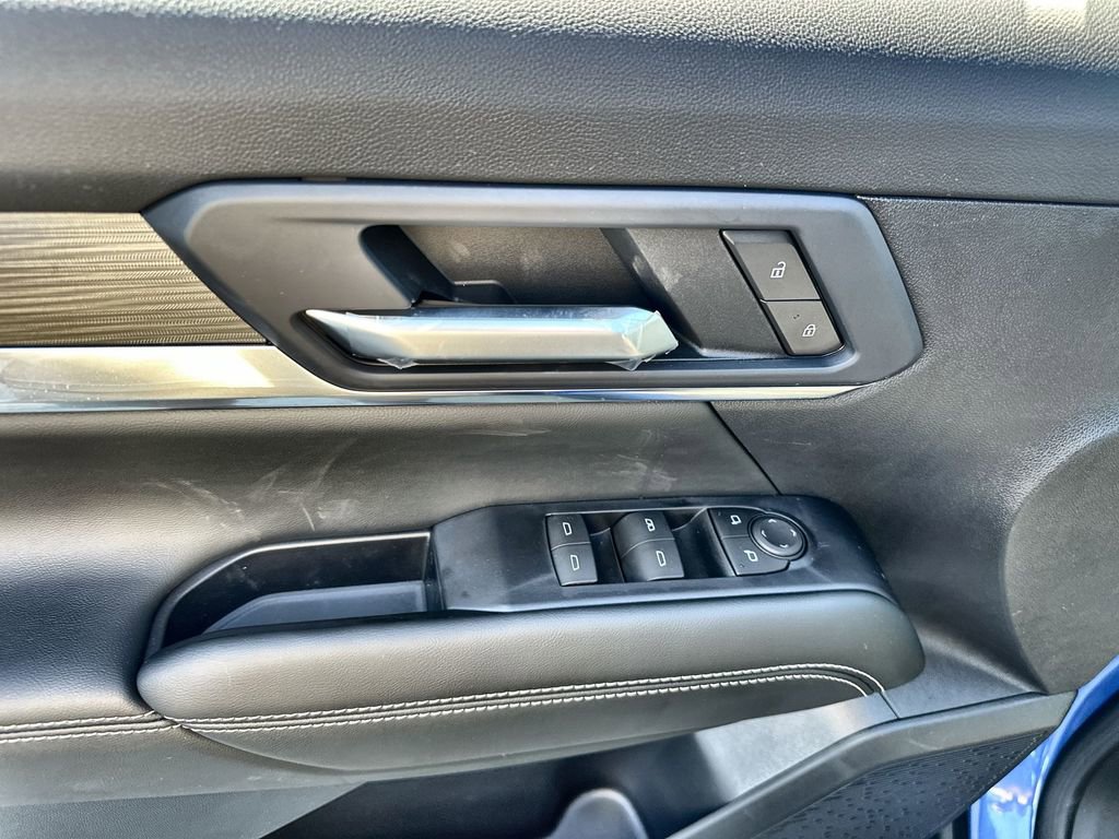 New 2026 GMC Terrain Elevation w/ Black Edition image 22