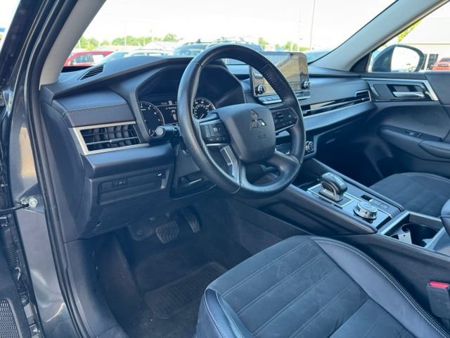 Used 2024 Mitsubishi Outlander SE FWD image 19
