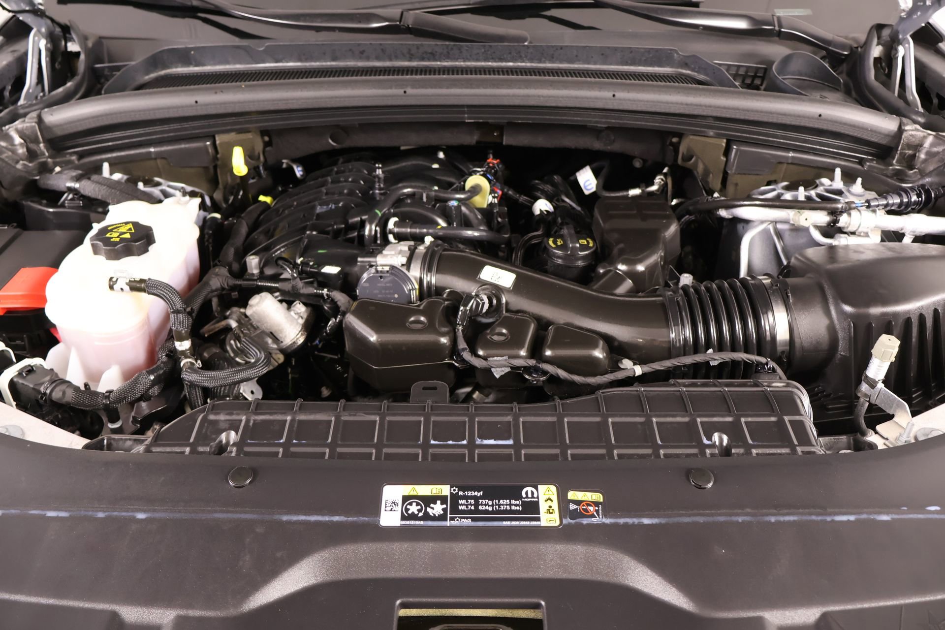 Used 2025 Jeep Grand Cherokee Altitude AWD/4WD image 19