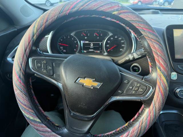 Used 2018 Chevrolet Malibu LT image 20