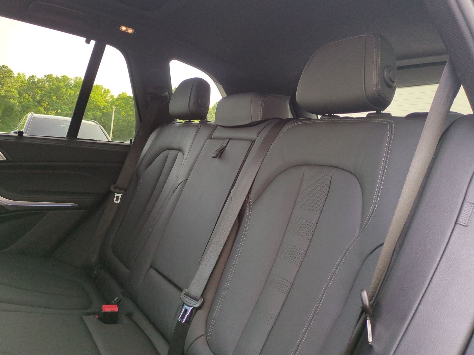 Used 2022 BMW X5 xDrive45e w/ M Sport Package AWD/4WD image 31
